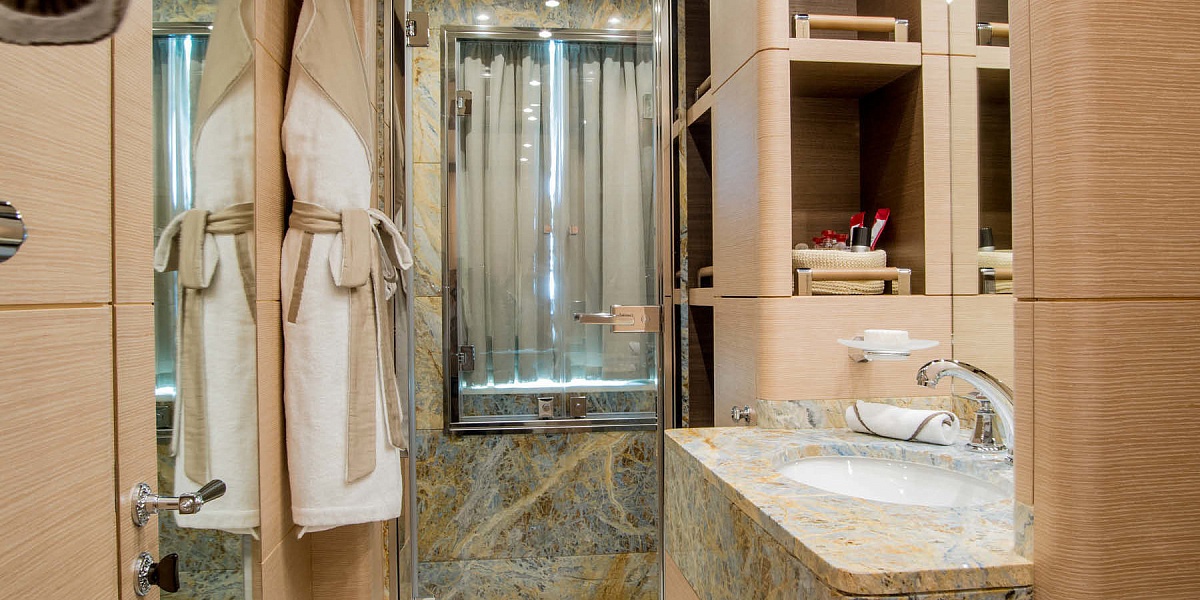 Аренда яхты Benetti Crystal 140 - NELA (Soy Amor) во Франции